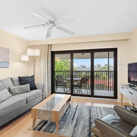 Scenic Resort Views From This 3Rd Floor Deluxe Condo